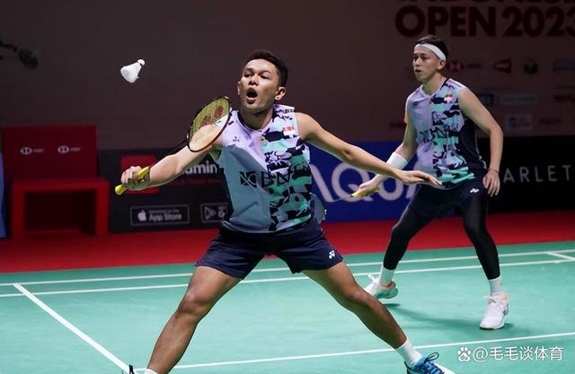 关于嵩山山猫队惊险晋级岭东雄鲨队,橄榄球邀请赛上演关键失误成转折!边路成突破口的信息 关于嵩山山猫队惊险晋级岭东雄鲨队,橄榄球邀请赛上演关键失误成转折!边路成突破口的信息