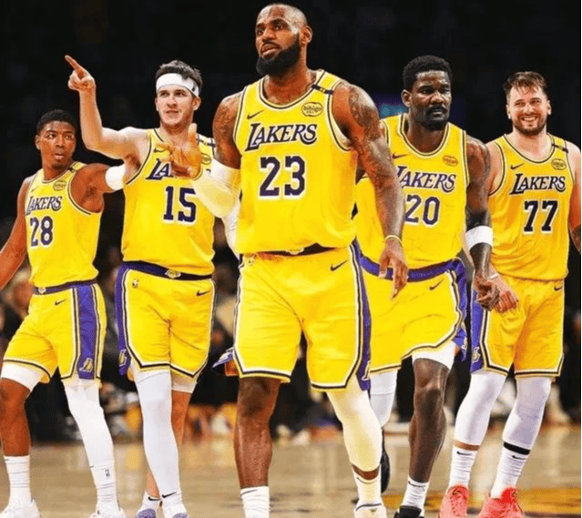 包含今晚洛杉矶湖人官宣签约——中超节点到来，底气十足，轮换策略被讨论的词条