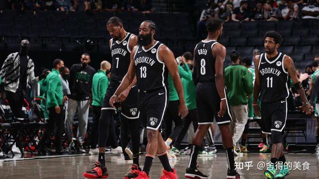  今晨国王杯焦点战；布鲁克林篮网完成主帅复盘；管理层满意；更衣室氛围转暖